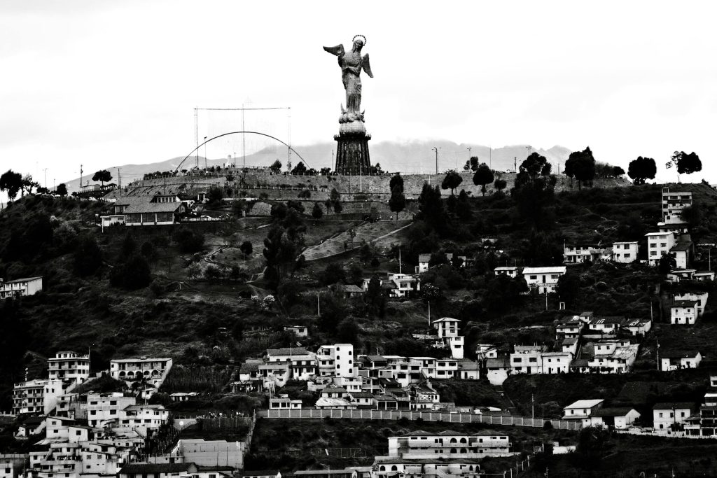 Unlocking Your Financial Options: A Comprehensive Guide to Loans in Ecuador with Banco Pichincha and More - como solicitar empréstimo no Equador