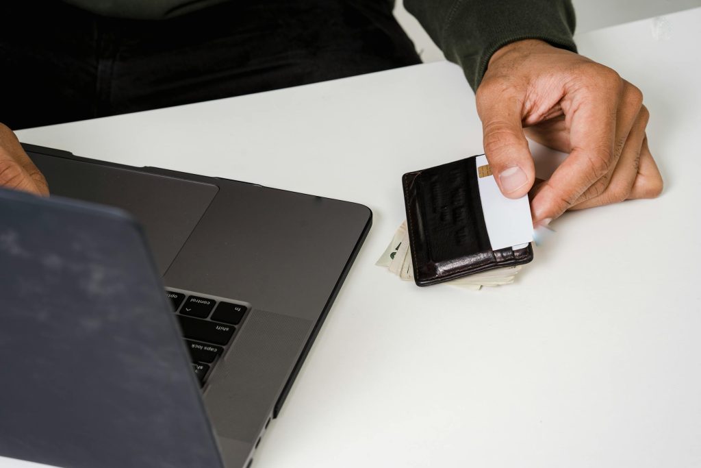Maximizing Online Credit: Strategies for Requesting Higher Limits with Chime, Revolut, and C6 Bank - Como solicitar limite de cartão de crédito online