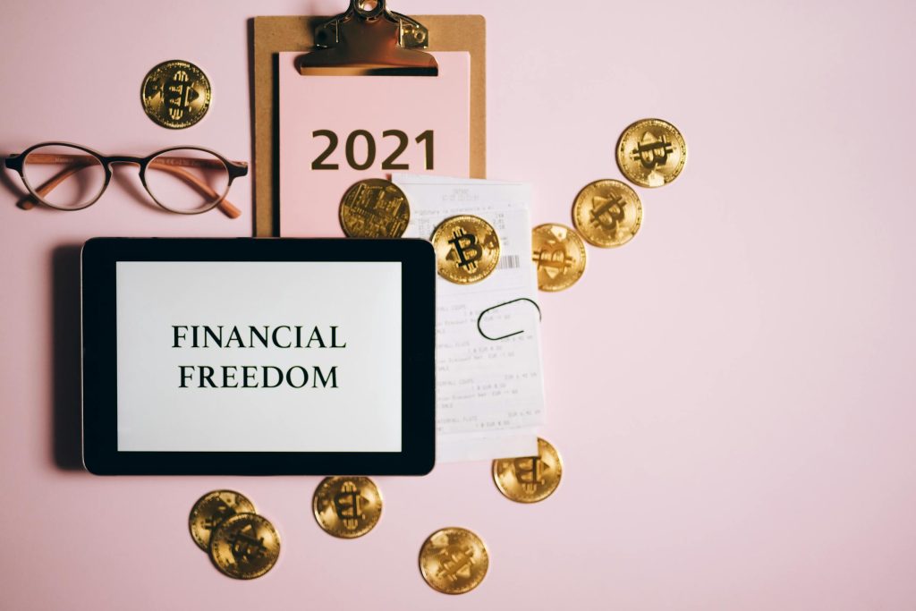 Unlocking Financial Freedom: How to Choose the Right Online Loan with SoFi, Prosper, and Upstart - Como solicitar empréstimo online
