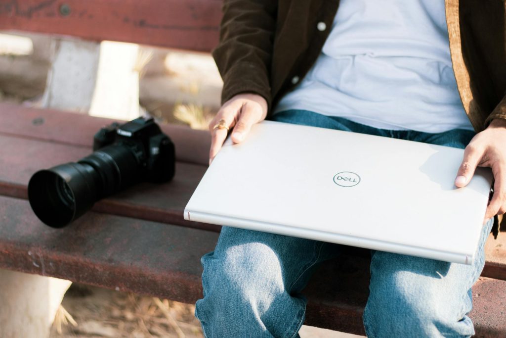 Unveiling the Best Job Opportunities in Estonia: Top Employers Like LHV Pank and Swedbank - Melhores oportunidades de emprego na Estônia